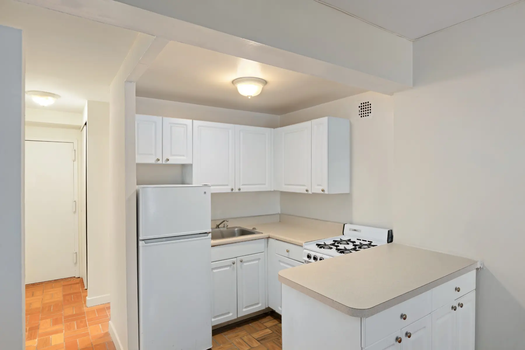 7 East 32nd Street #6E - Murray Hill property photo