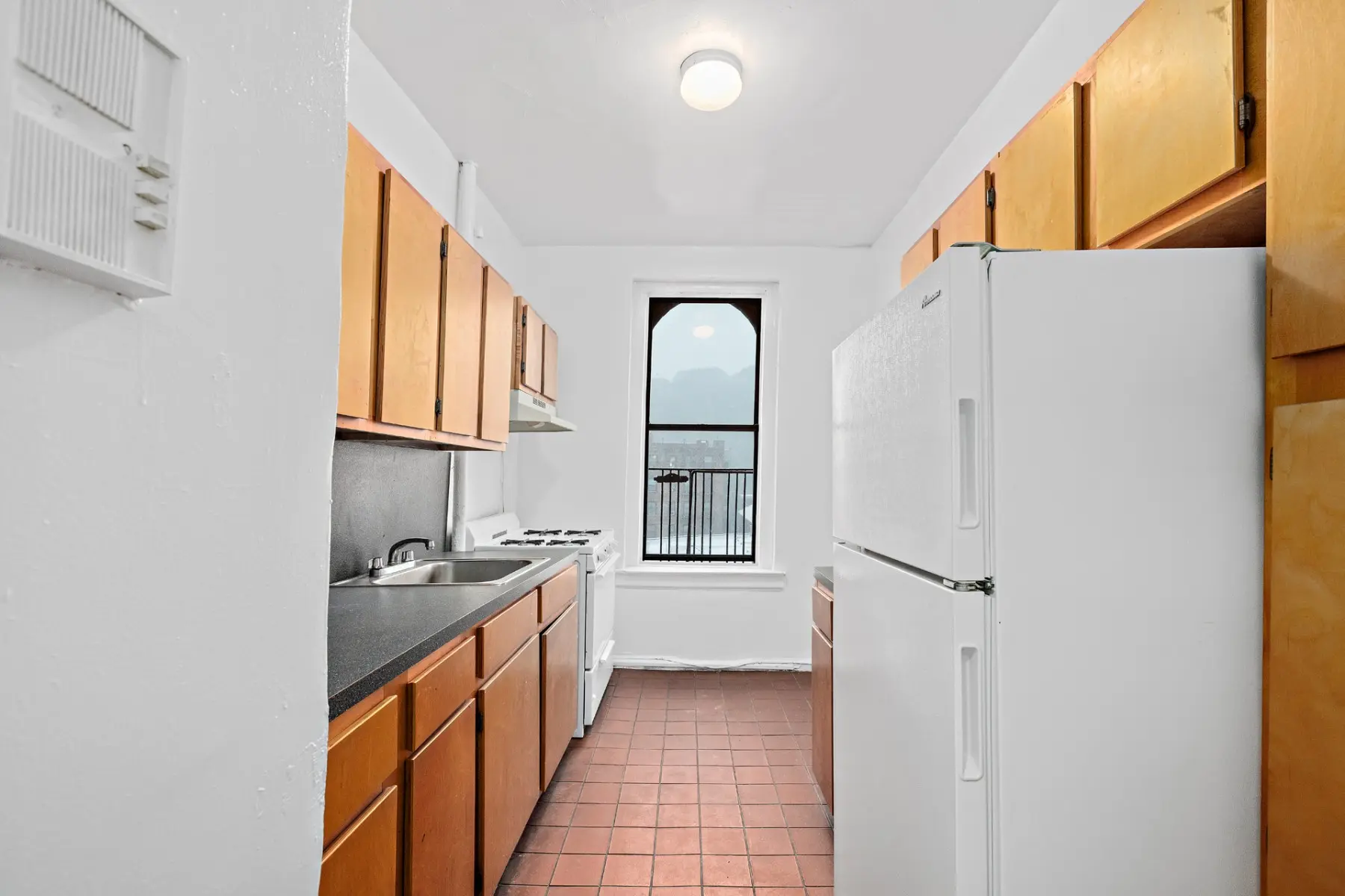 2-12 Seaman Avenue #5J - Inwood property photo