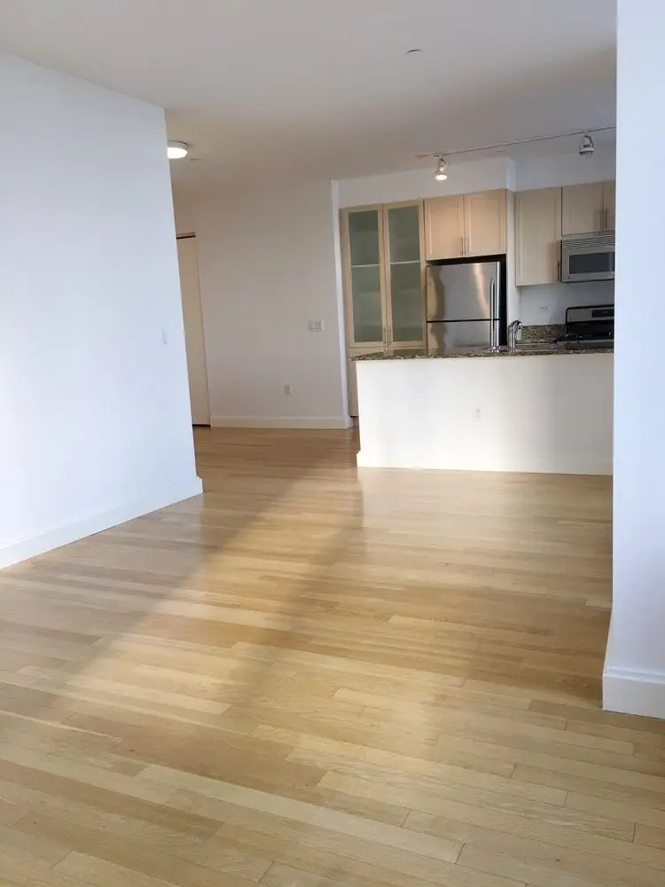 10 Hanover Square