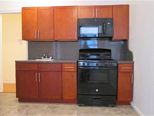 100 Thayer Street #2E