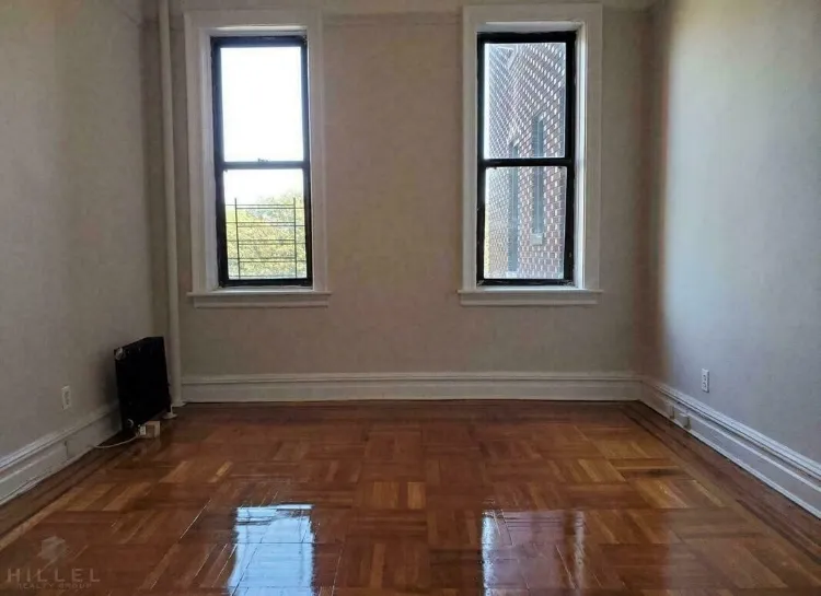 85-50 Forest PARKWAY