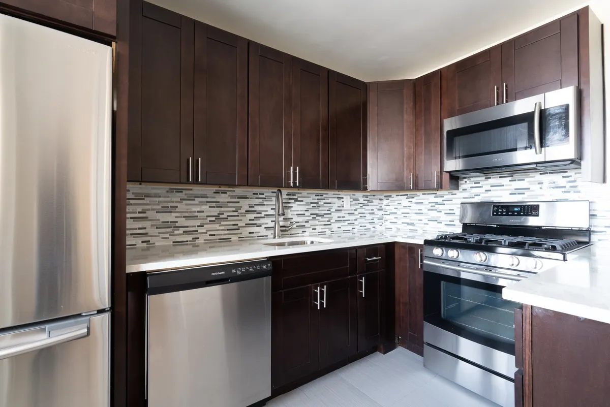 104-60 Queens Boulevard #12Z