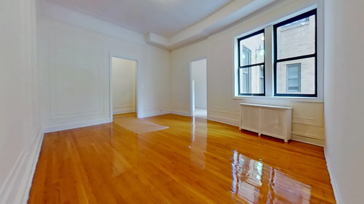 100 Thayer Street #1D