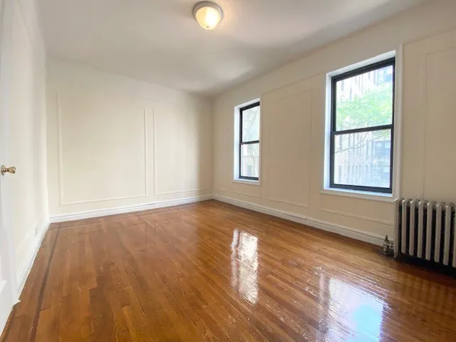 100 Thayer Street