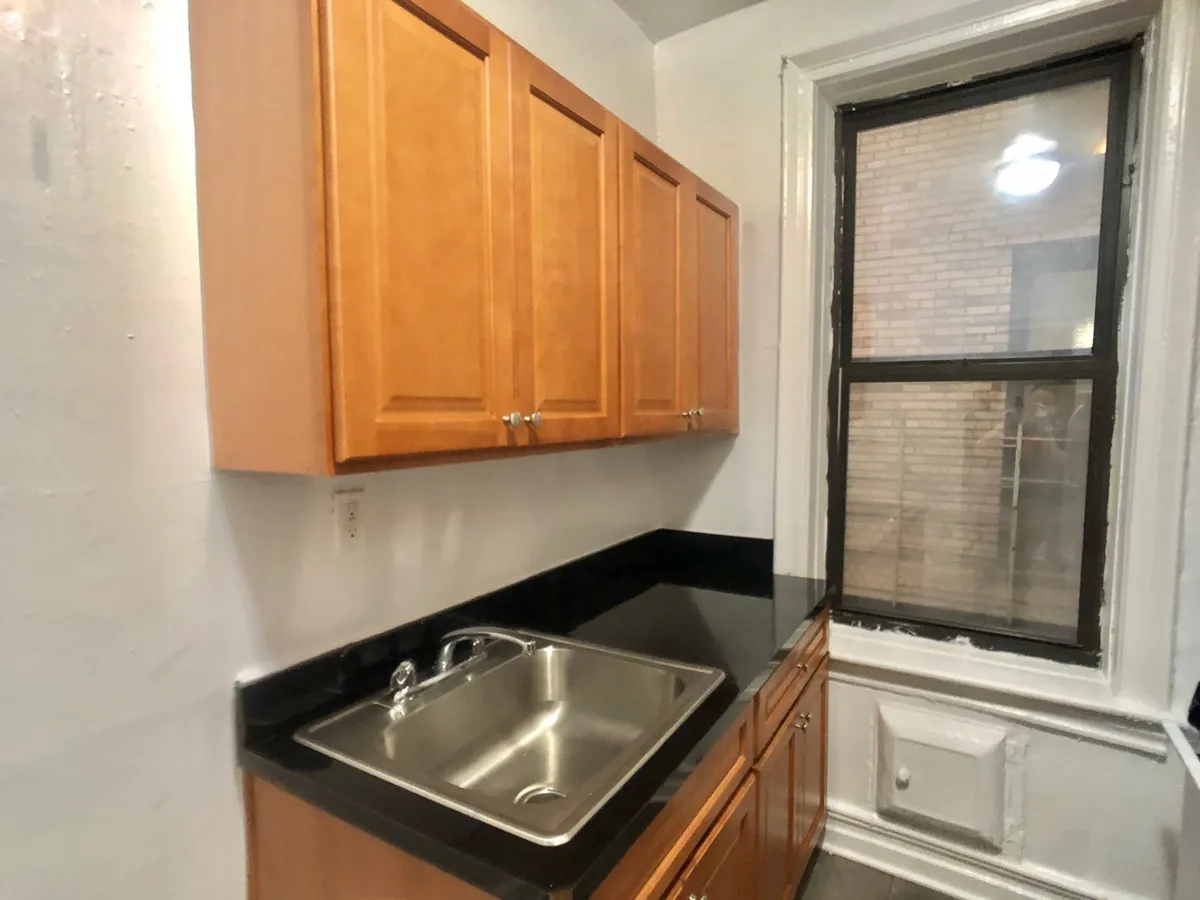85-50 Forest PARKWAY