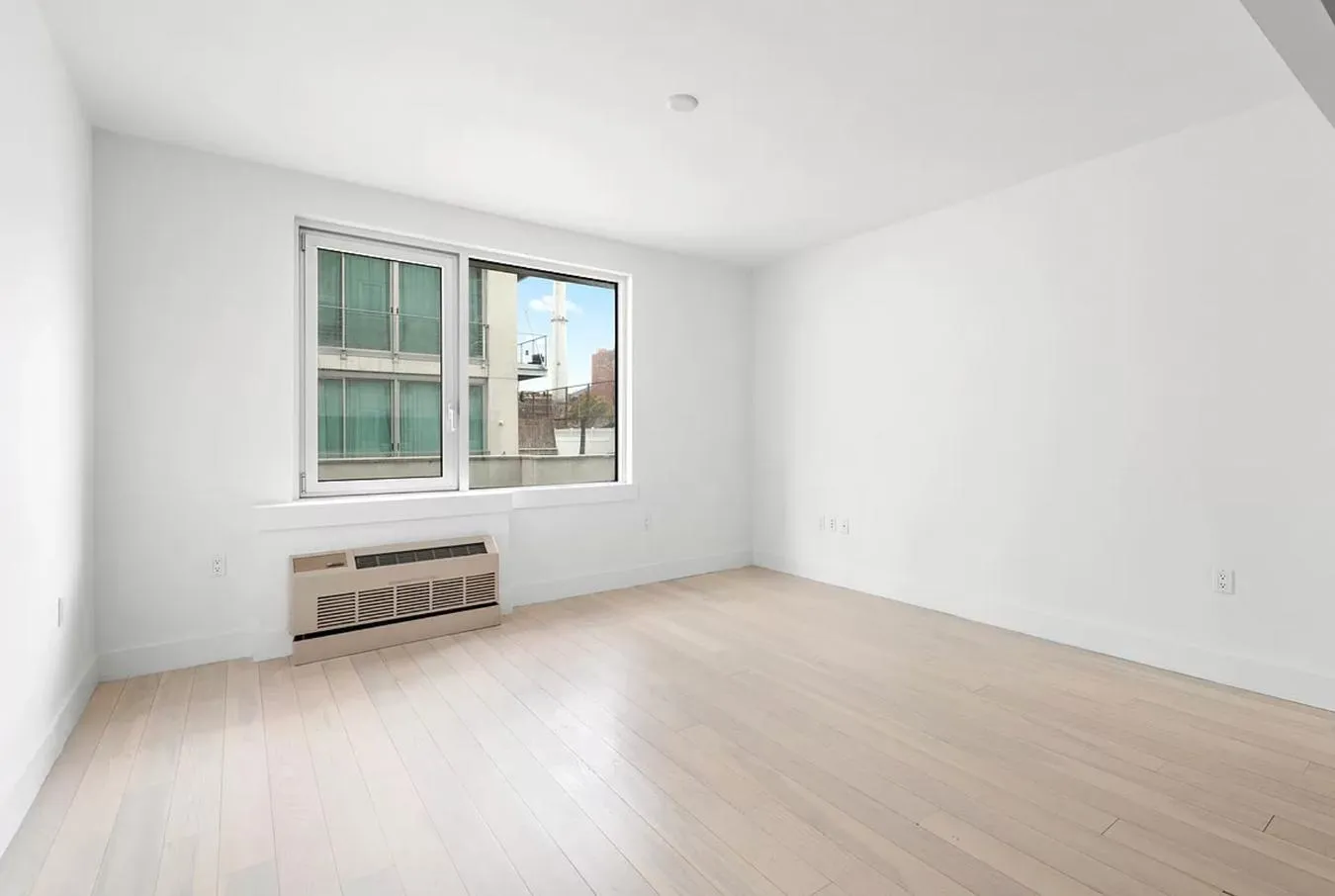 109 Gold Street #4E