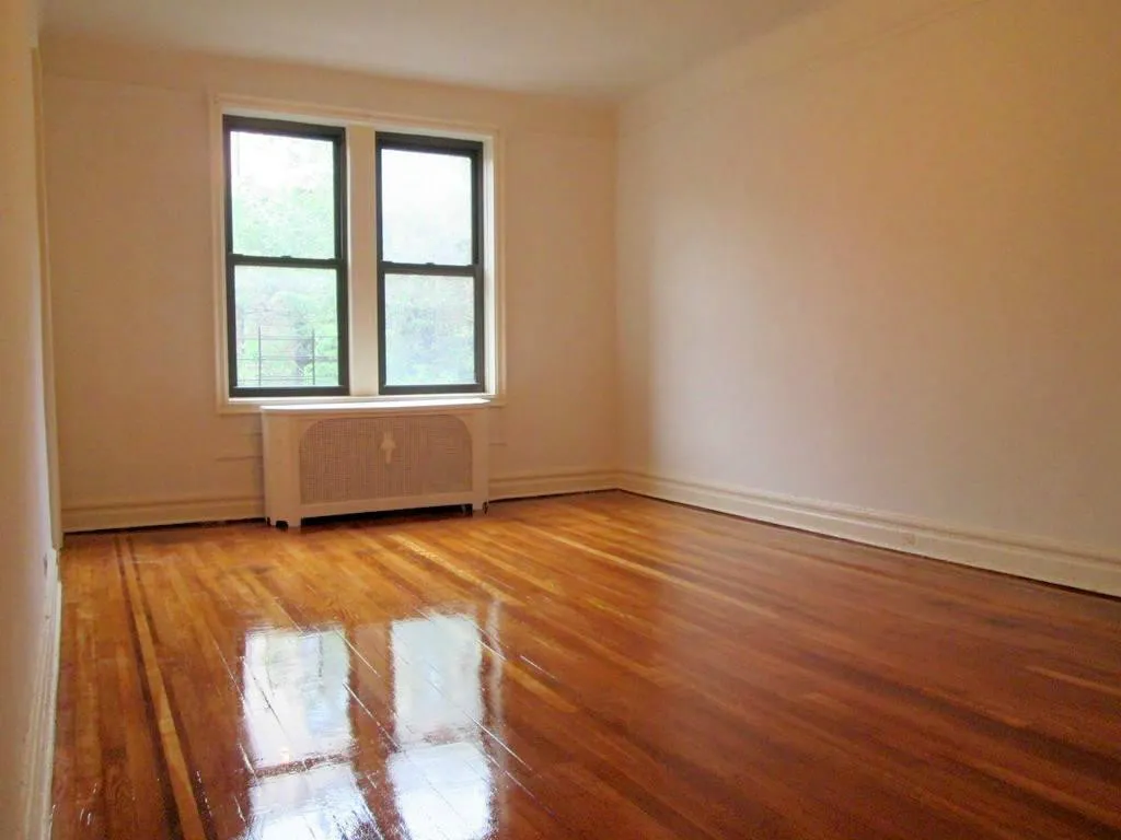 19 Dongan Place #2F - Inwood property photo
