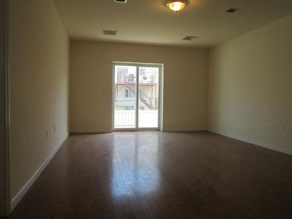 204 Kearney Avenue #1