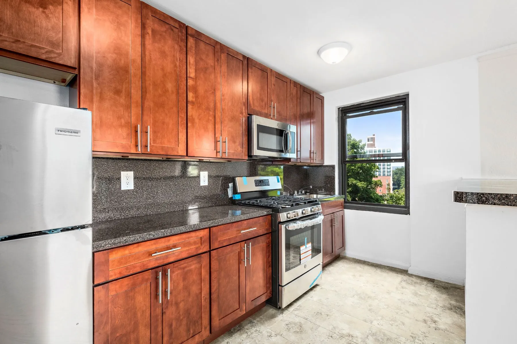 2728 Henry Hudson Parkway East #C53 - Riverdale property photo