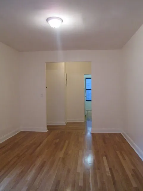 41 Park Terrace West #E3 - Inwood property photo