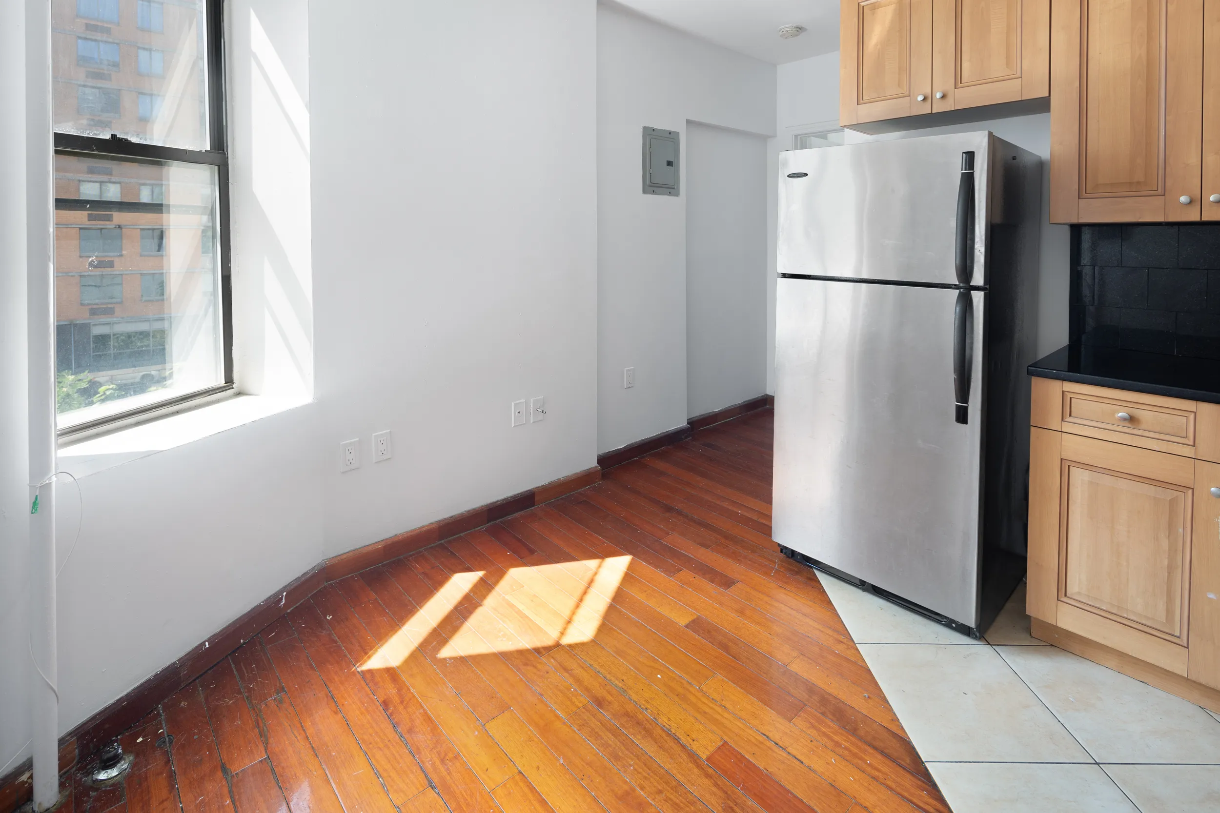495 9th Avenue #3C