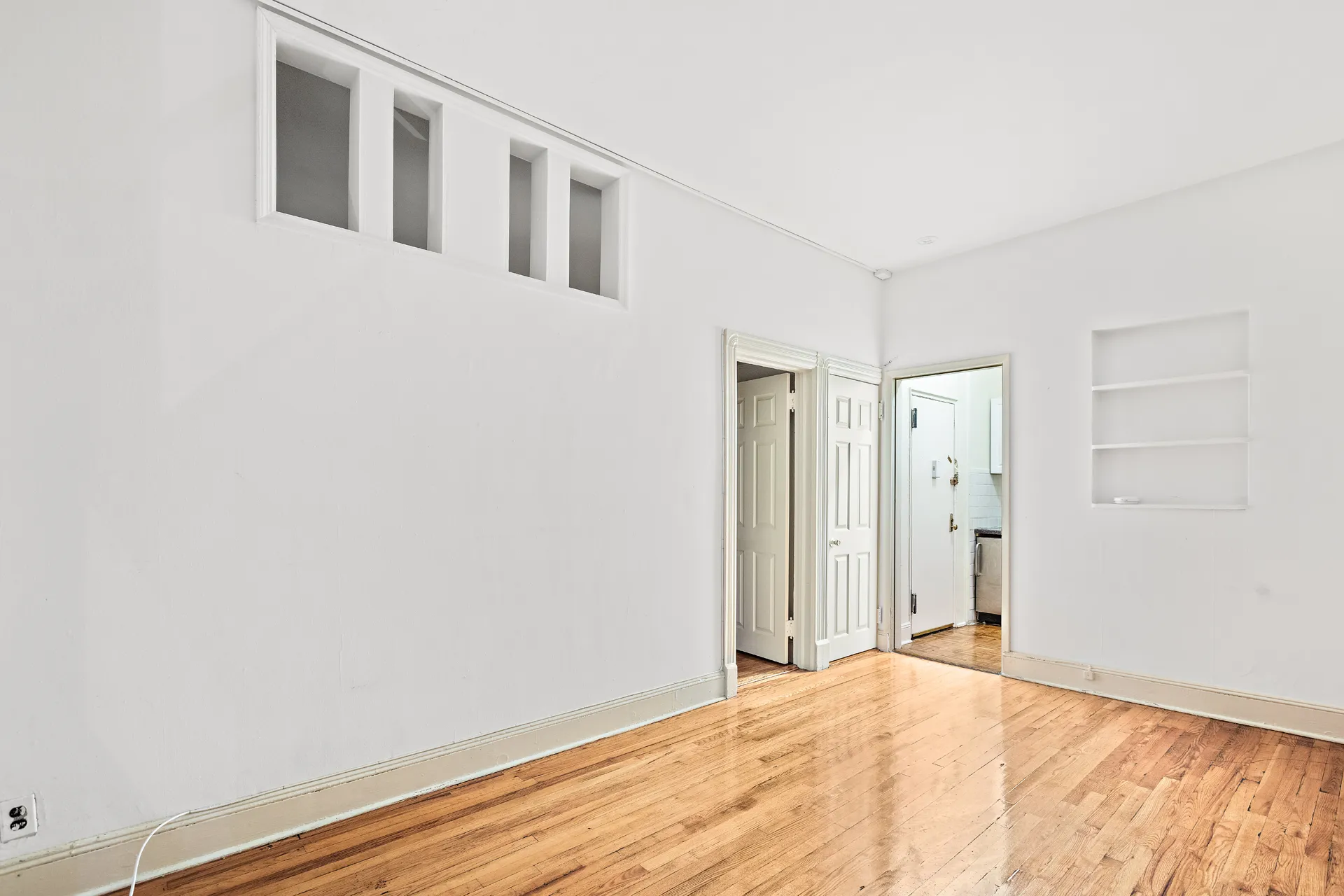 971 Lexington Avenue #4B
