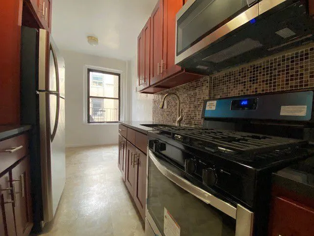 98 Thayer Street #5B - Inwood property photo
